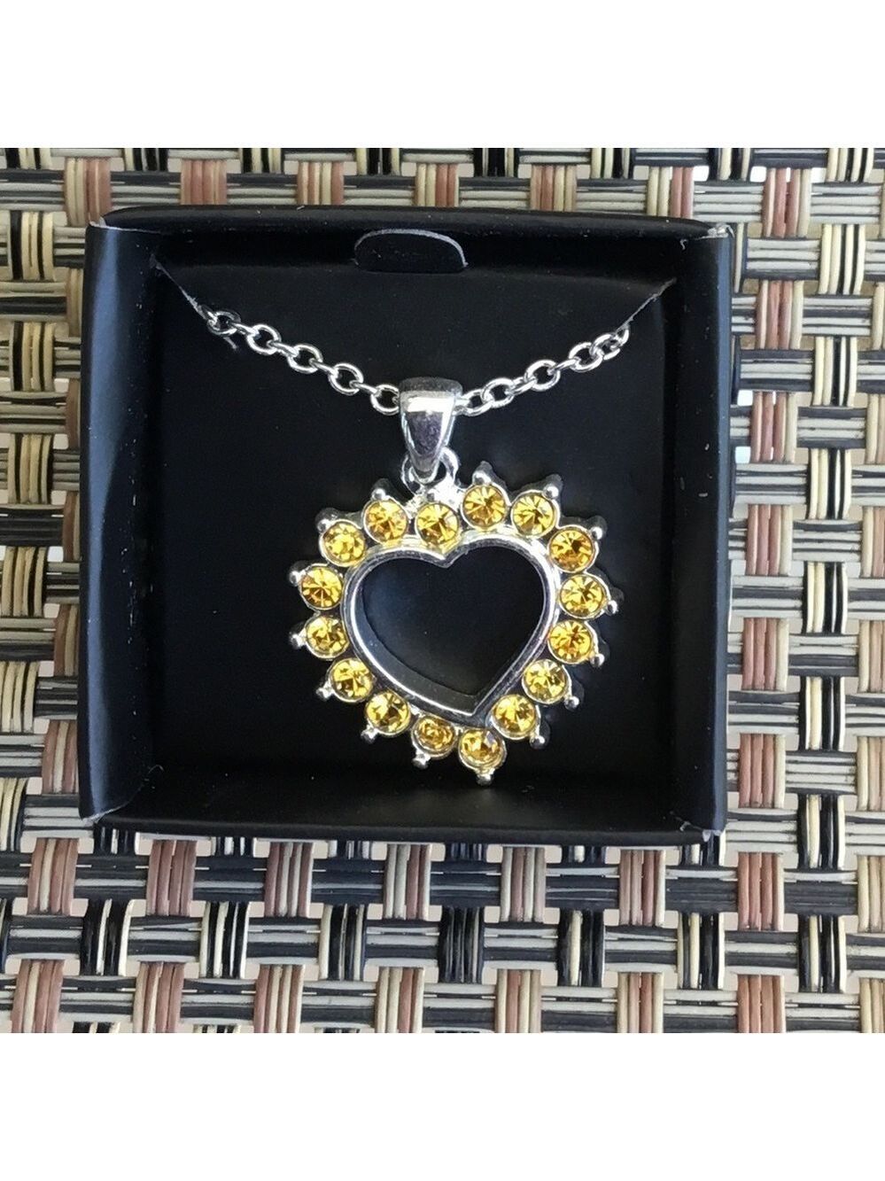 Avon November classic Birthstone heart necklace